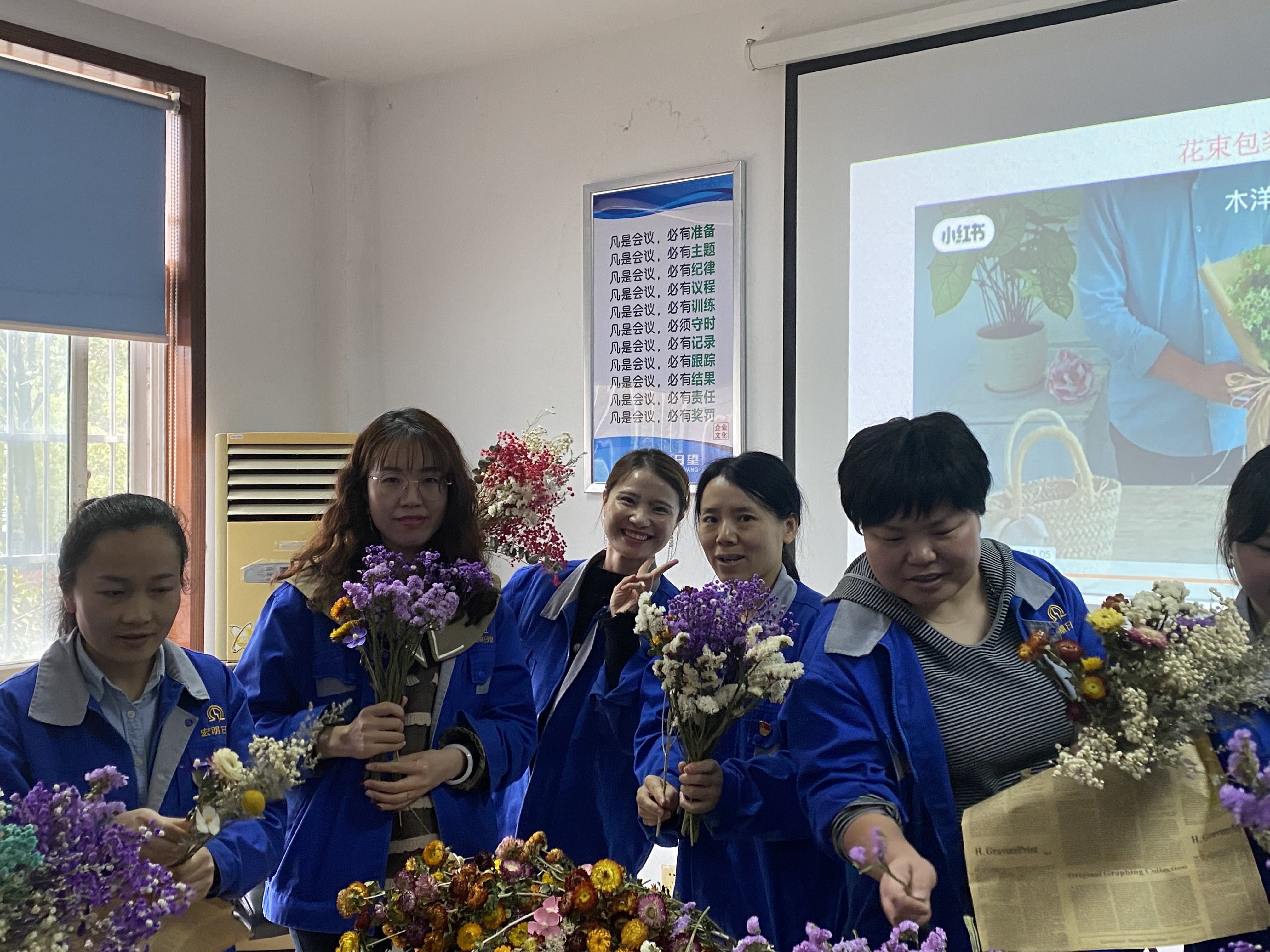 星空手机网页版登录入口-星空中国
,宏明日望,株洲电子科技,湖南电容器,株洲电容器,电容器